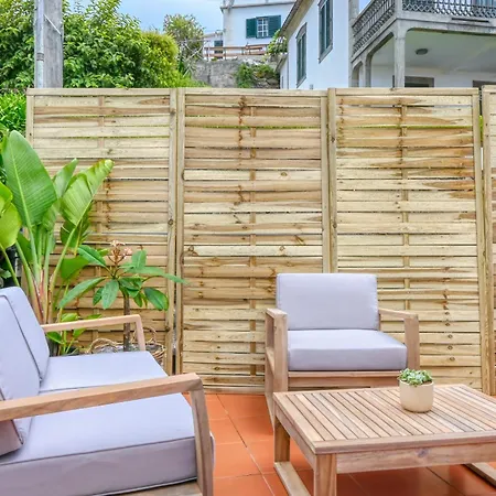 Clarisse's House I, A In Madeira Appartement