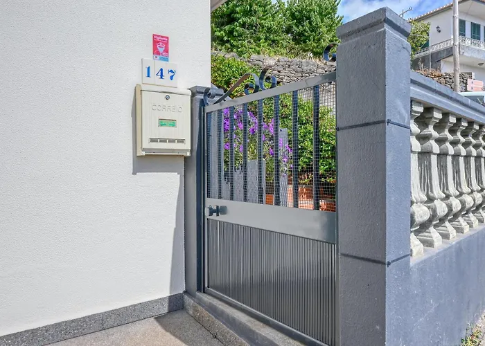 Clarisse's House I, A In Madeira Apartmán